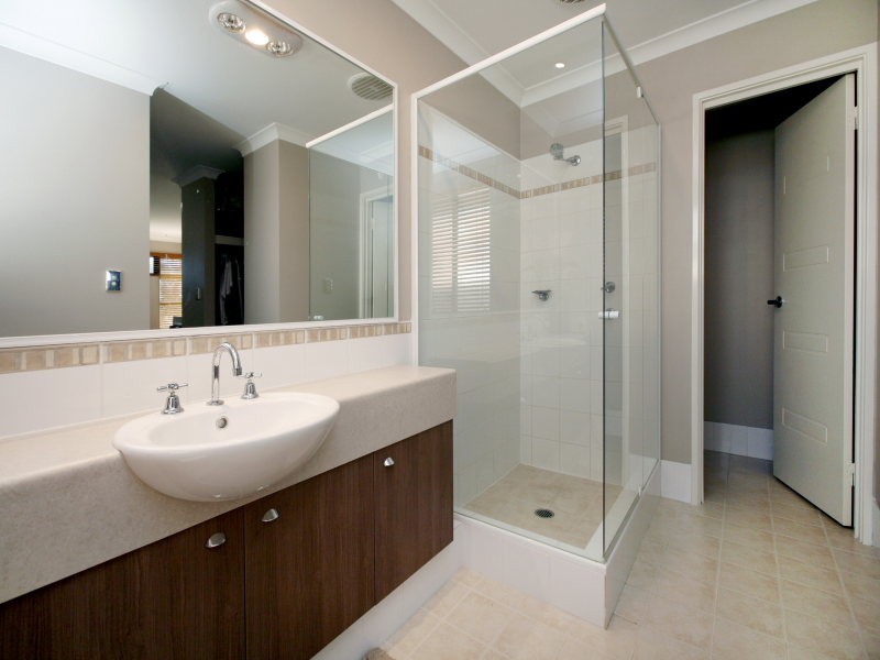 12 Grasmere Fairway, Tapping WA 6065