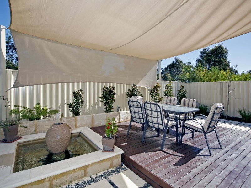 12 Grasmere Fairway, Tapping WA 6065