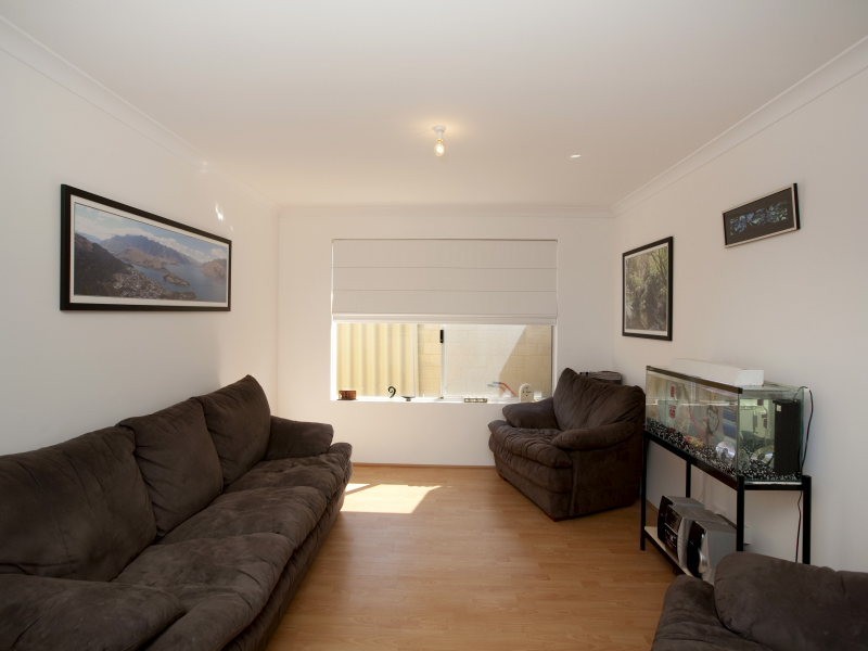 10 Belfast Circuit, Ridgewood WA 6030
