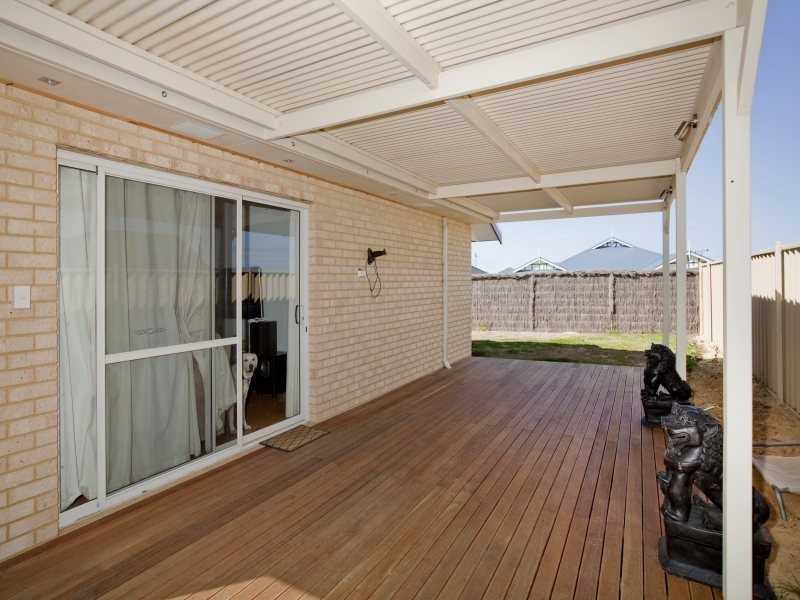10 Belfast Circuit, Ridgewood WA 6030