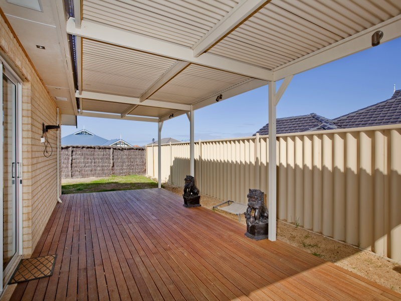 10 Belfast Circuit, Ridgewood WA 6030