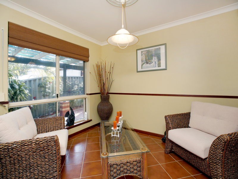 20 Standish Way, Woodvale WA 6026