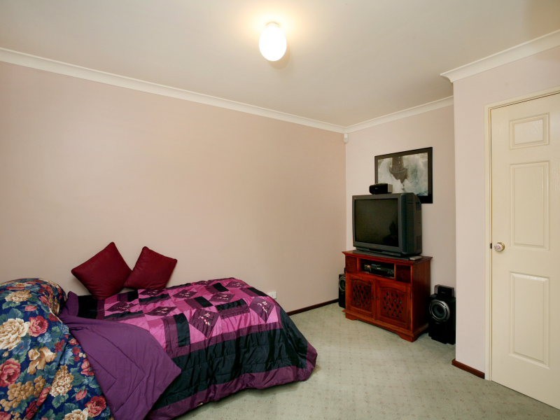 20 Standish Way, Woodvale WA 6026