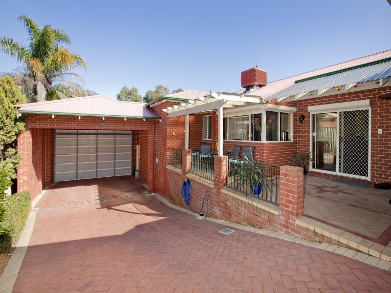 20 Standish Way, Woodvale WA 6026