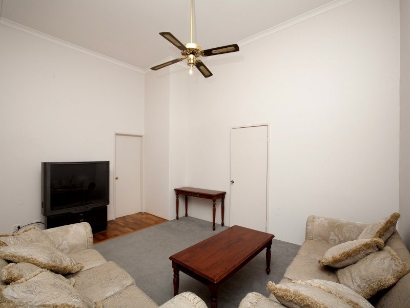 12 Parkhurst Rise, Padbury WA 6025