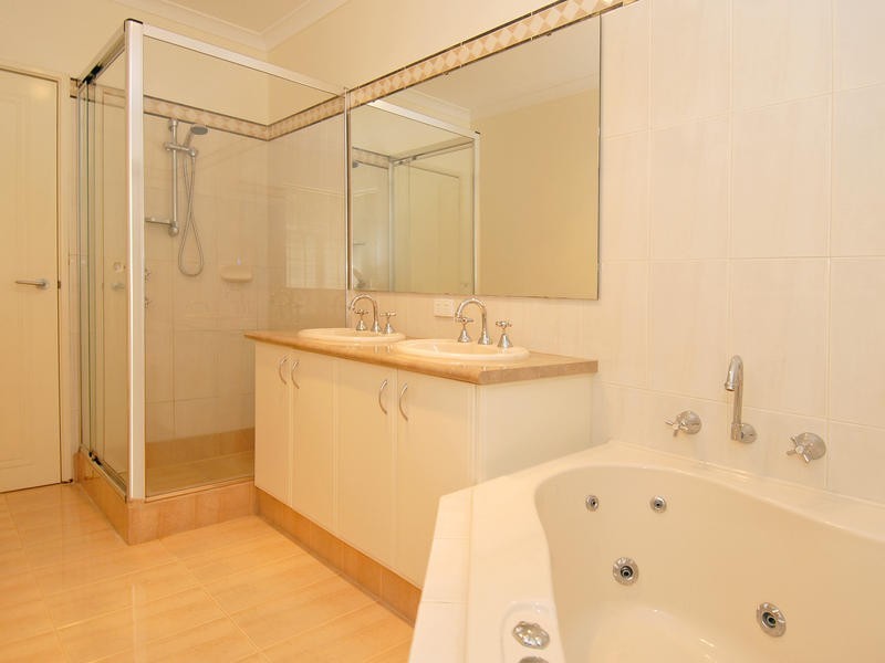 42 Abrolhos Drive, Heathridge WA 6027