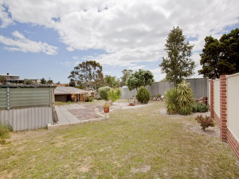 14 Karalundie Way, Mullaloo WA 6027