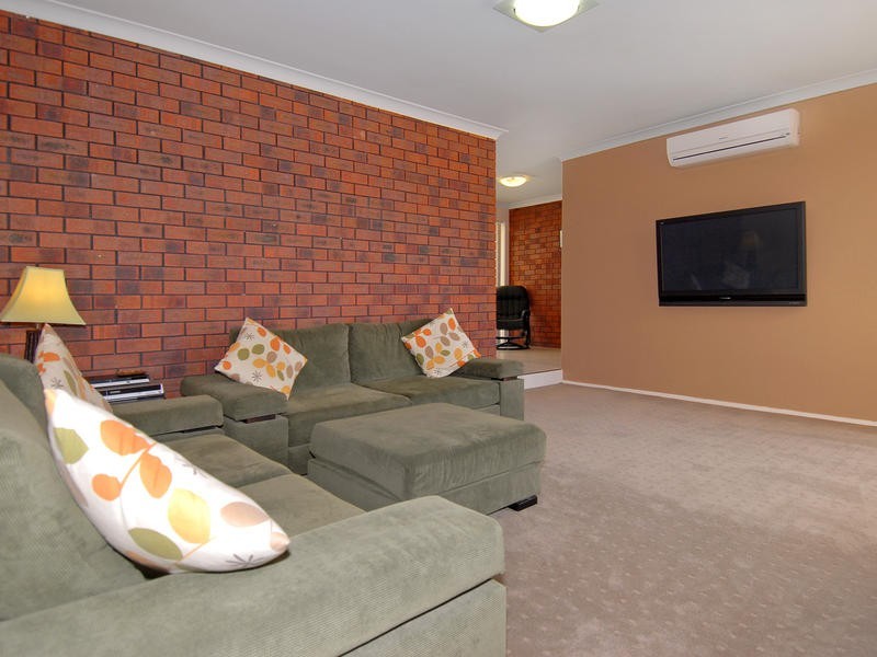 8 Eclipse Crescent, Kallaroo WA 6025