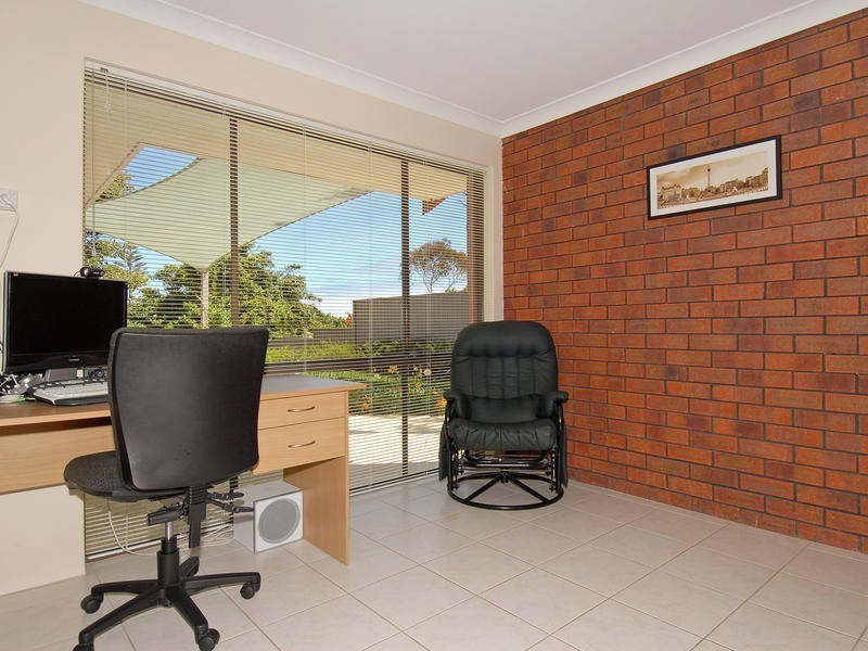 8 Eclipse Crescent, Kallaroo WA 6025