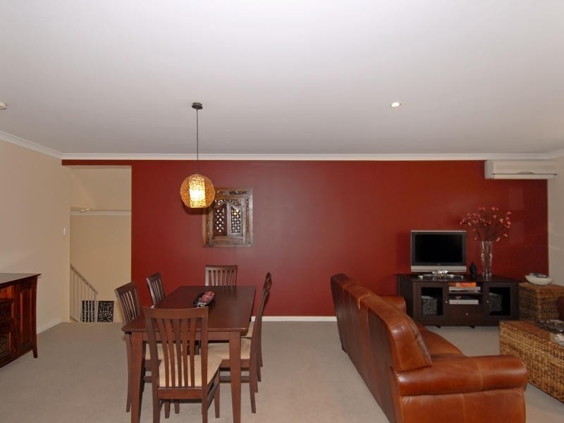 Unit 13/27 Piccadilly Circle, Joondalup WA 6027