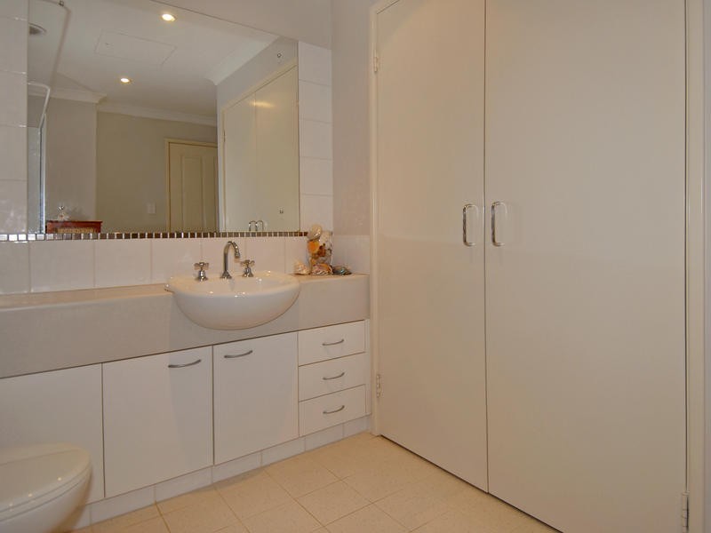 Unit 13/27 Piccadilly Circle, Joondalup WA 6027