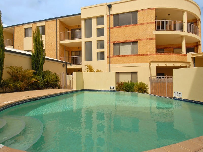 Unit 13/27 Piccadilly Circle, Joondalup WA 6027