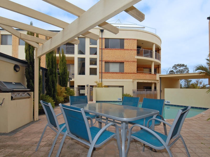 Unit 13/27 Piccadilly Circle, Joondalup WA 6027