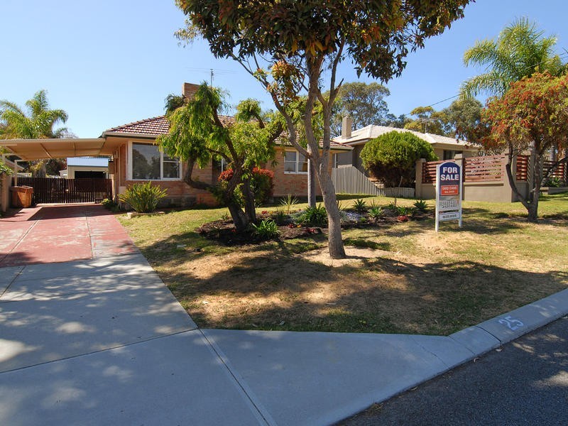 25 Gamble Way, Karrinyup WA 6018