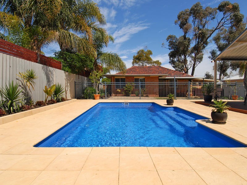 25 Gamble Way, Karrinyup WA 6018