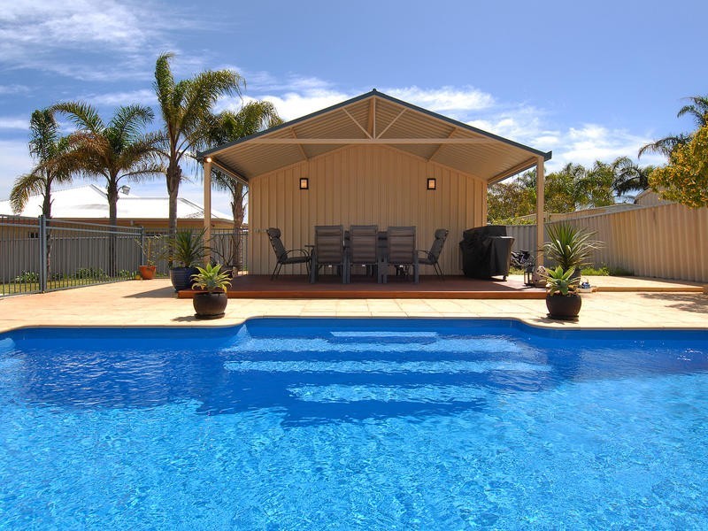 25 Gamble Way, Karrinyup WA 6018
