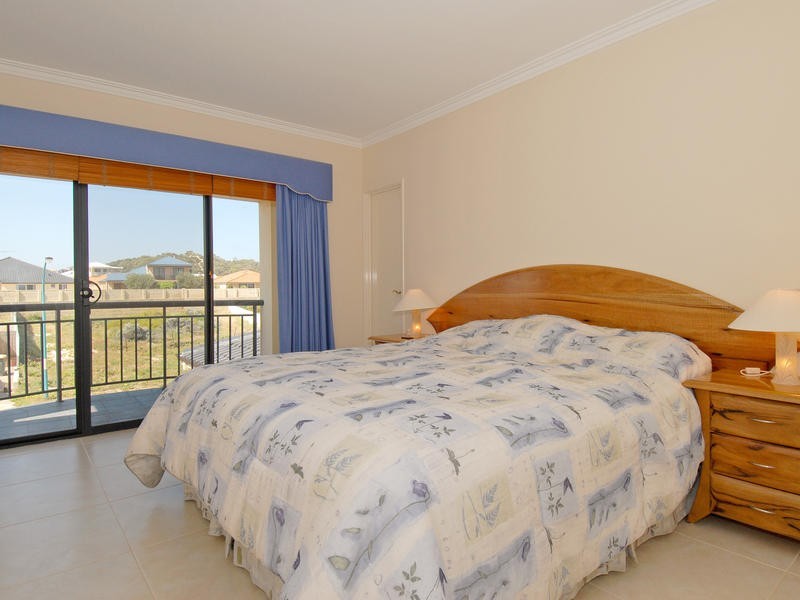 5 Tarwhine Turn, Yanchep WA 6035