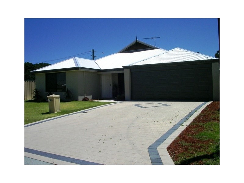 19 Triller Bend, Tapping WA 6065