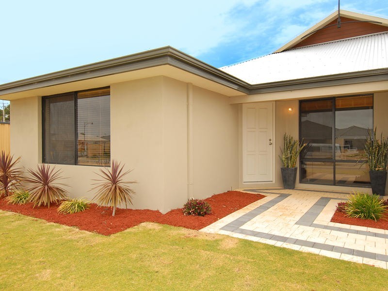 19 Triller Bend, Tapping WA 6065
