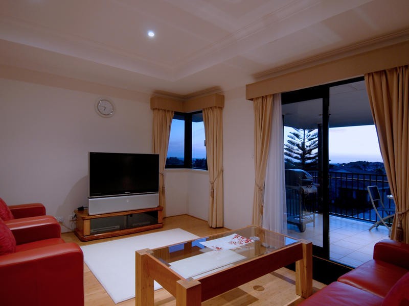 16 Sabot Place, Ocean Reef WA 6027