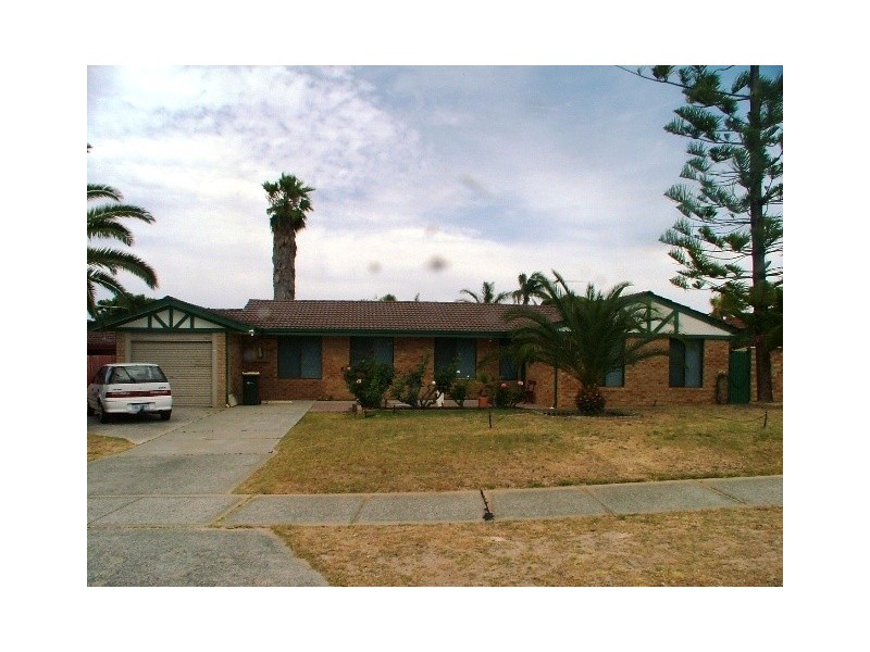 23 Deyoung Rd, Craigie WA 6025