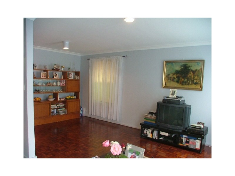 23 Deyoung Rd, Craigie WA 6025