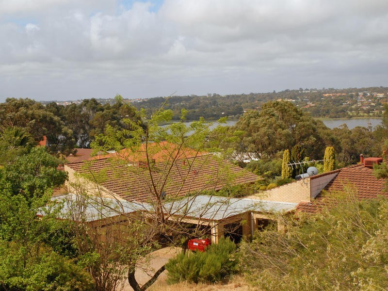 11A Reflection Close, Edgewater WA 6027