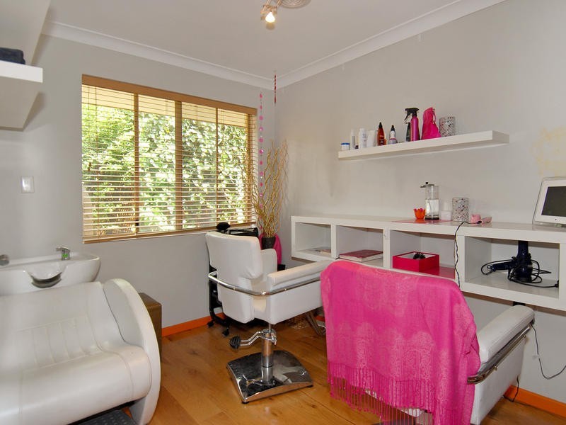 11A Reflection Close, Edgewater WA 6027