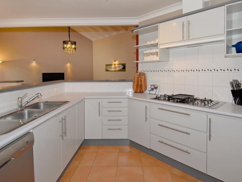 24 The Ridge, Woodvale WA 6026