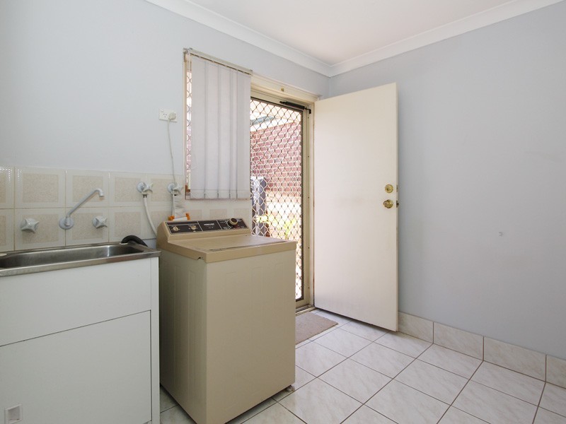 1/43  Sylvia St, Nollamara WA 6061