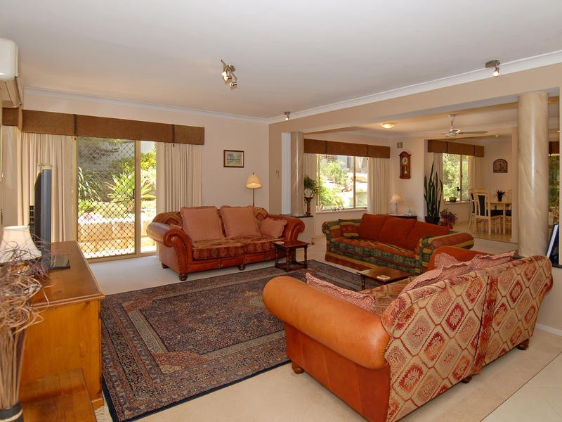 14 Fleetwing Hts, Ocean Reef WA 6027