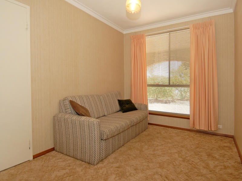 5 Grid Ct, Beldon WA 6027