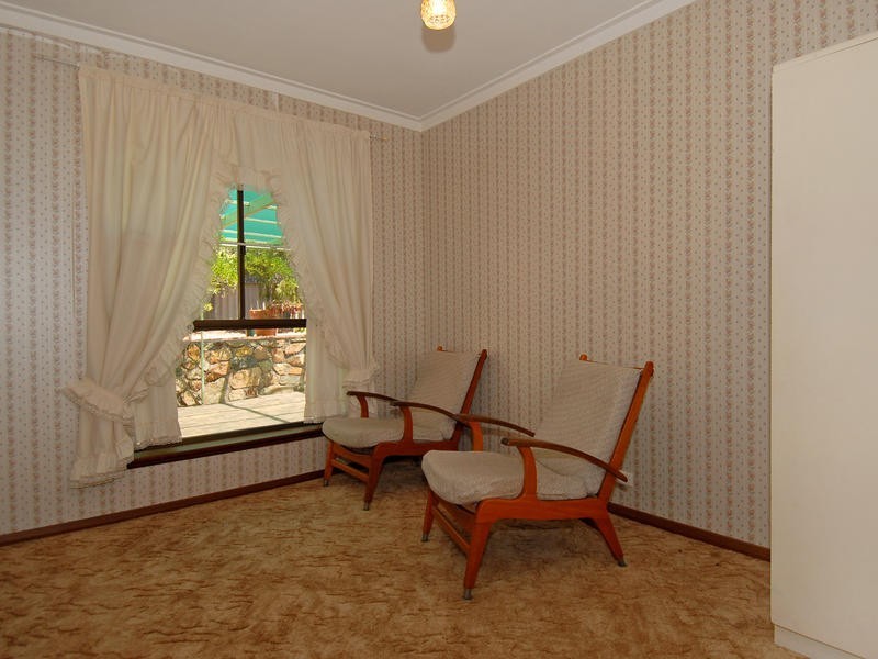 5 Grid Ct, Beldon WA 6027