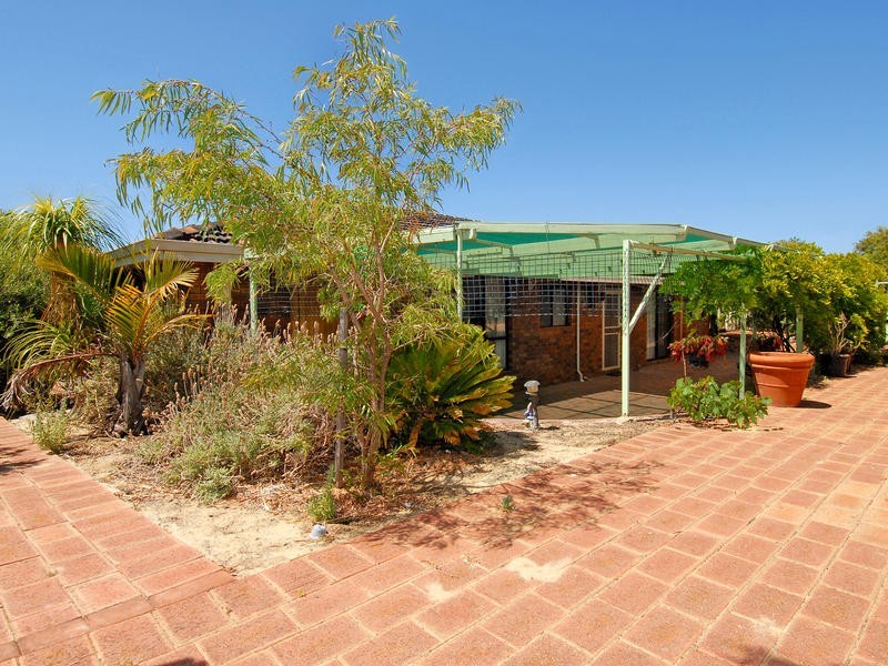 5 Grid Ct, Beldon WA 6027