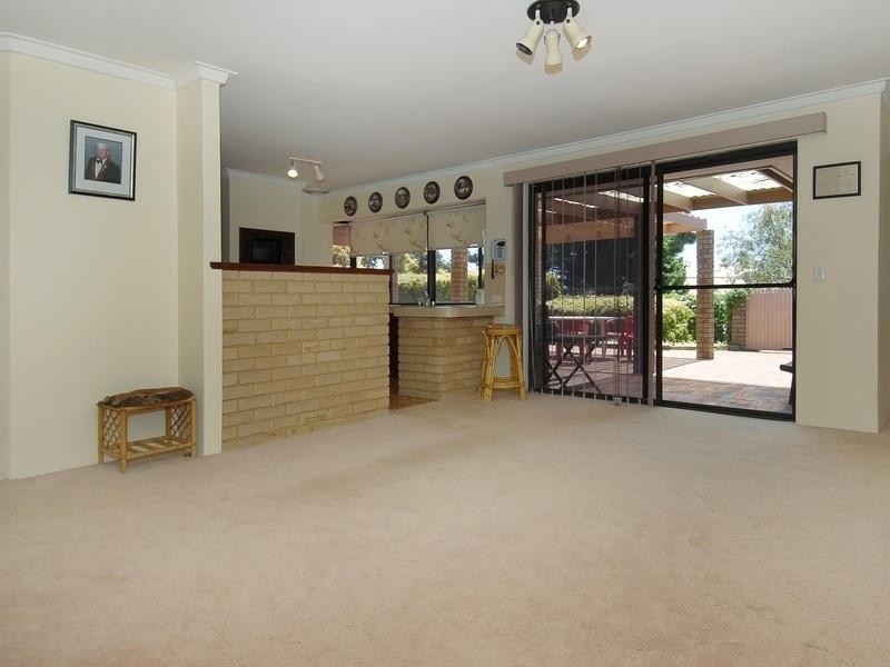 6 Clyo Way, Kallaroo WA 6025