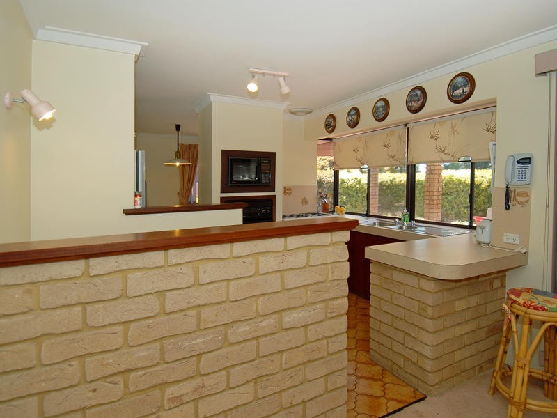 6 Clyo Way, Kallaroo WA 6025