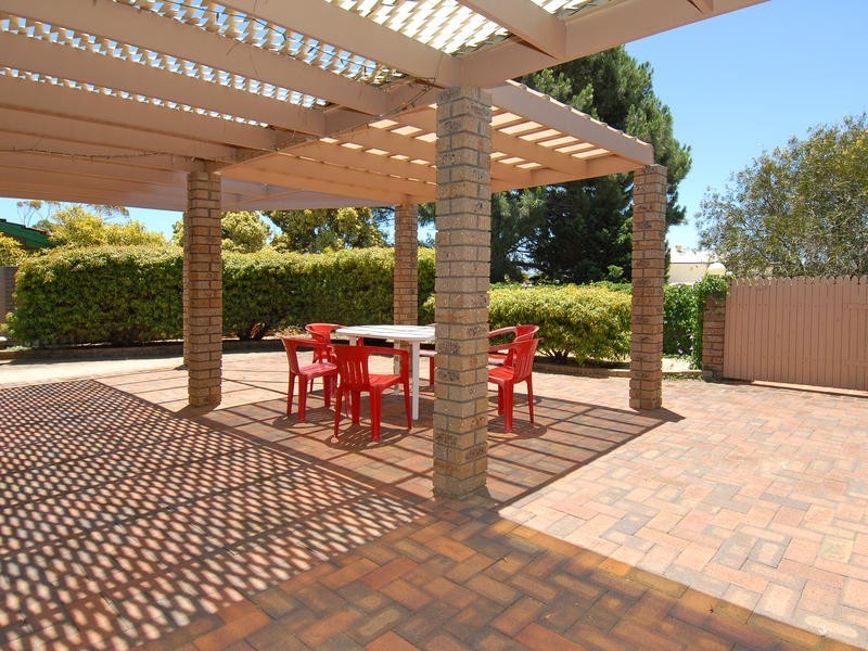 6 Clyo Way, Kallaroo WA 6025