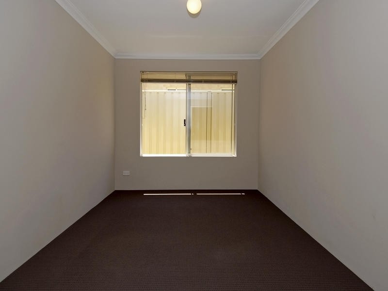 53 Galileo Ave, Tapping WA 6065