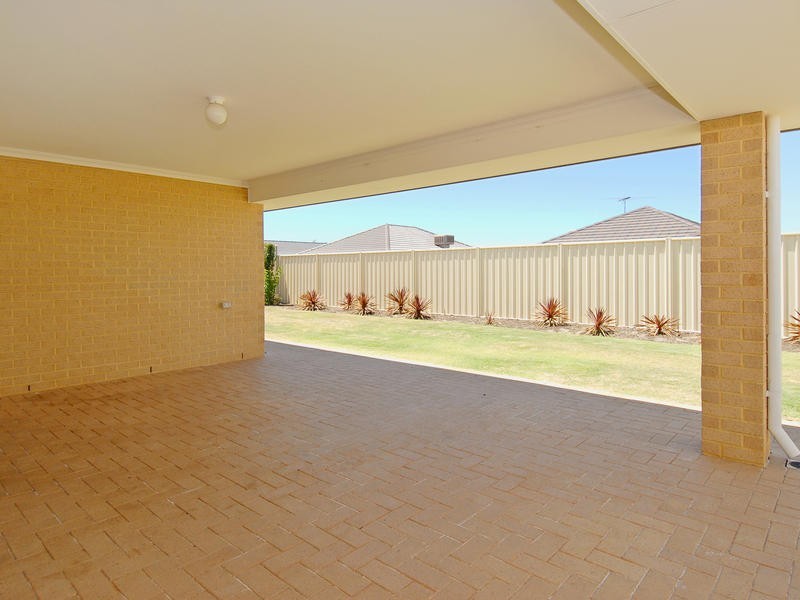 53 Galileo Ave, Tapping WA 6065