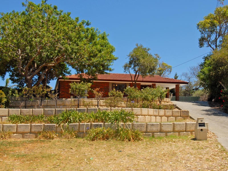 13 Buchanan Way, Padbury WA 6025