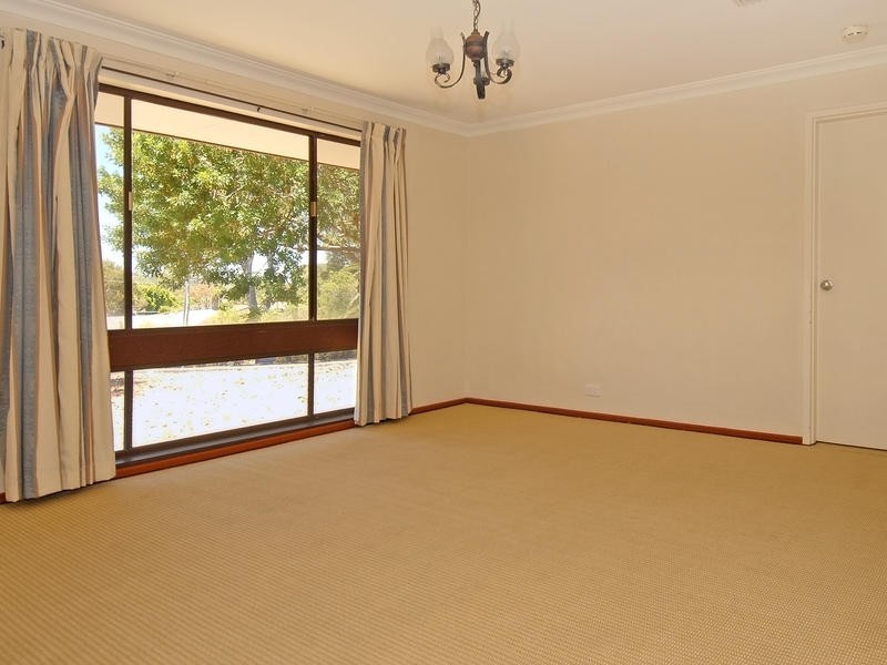 13 Buchanan Way, Padbury WA 6025