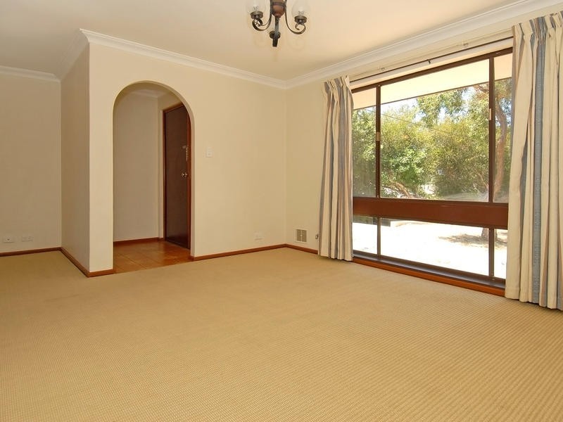 13 Buchanan Way, Padbury WA 6025