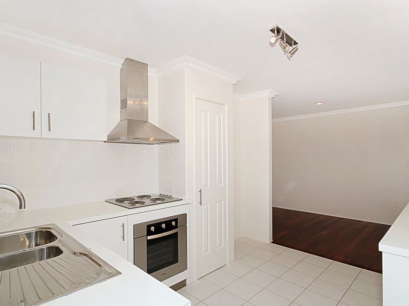 28 Galatea Grove, Two Rocks WA 6037