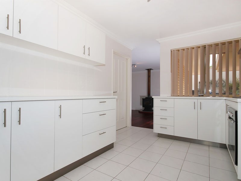 28 Galatea Grove, Two Rocks WA 6037