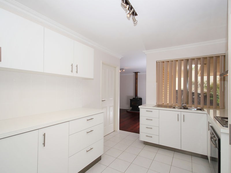 28 Galatea Grove, Two Rocks WA 6037