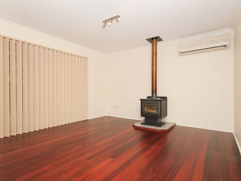 28 Galatea Grove, Two Rocks WA 6037