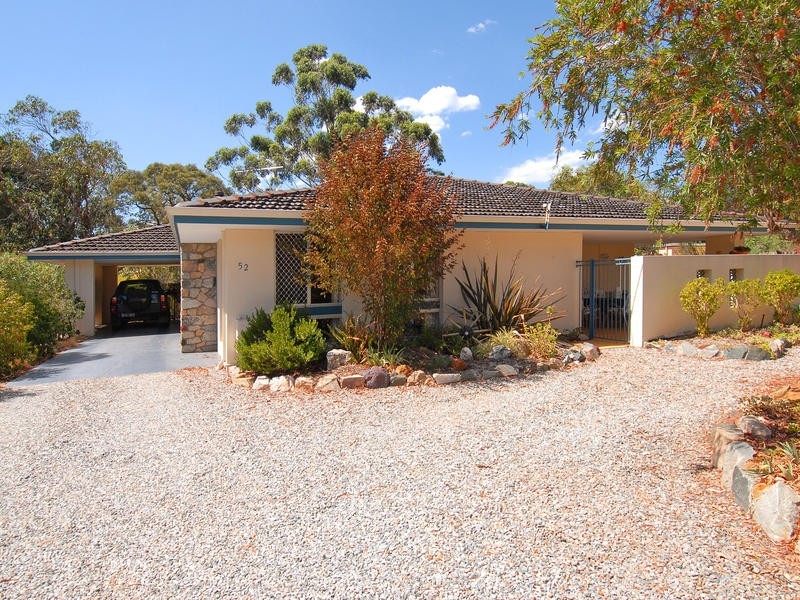 52 Cotherstone Rd, Kalamunda WA 6076
