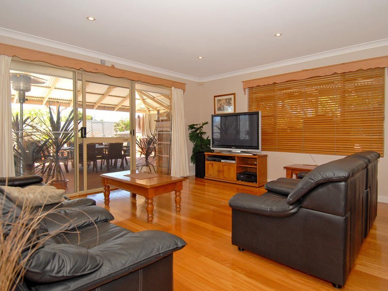 51 Craigie Drive, Beldon WA 6027