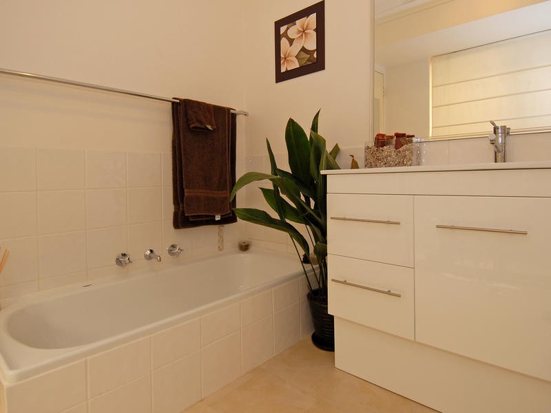 51 Craigie Drive, Beldon WA 6027