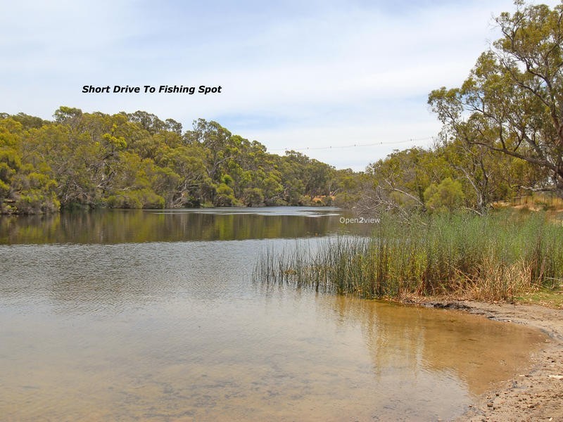 35 Fairway Ct, Woodridge WA 6041